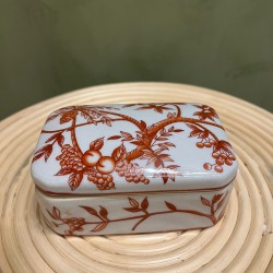 Low Box  كسسوارات منزليه Branches & Fruits