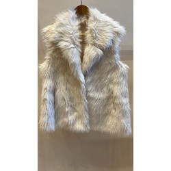 A088 (Ecru) Gilet