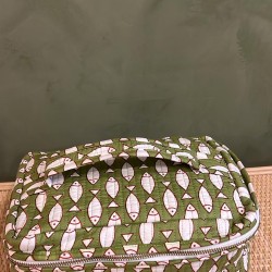 Green, White fish Square  Vanity bag اكسسوارات