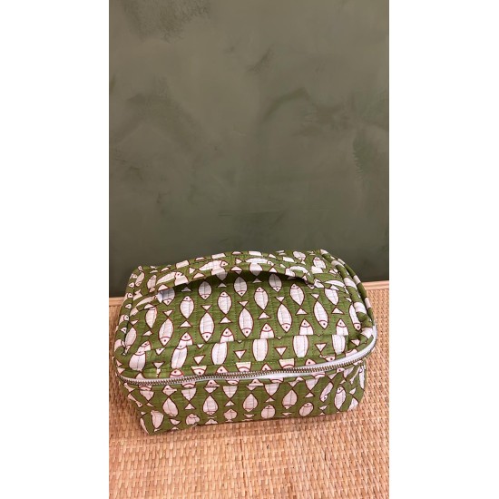 Green, White fish Square  Vanity bag اكسسوارات