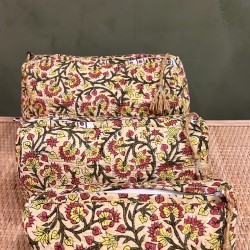 Light Yellow, Flowers Toiletry Bags S/3 اكسسوارات