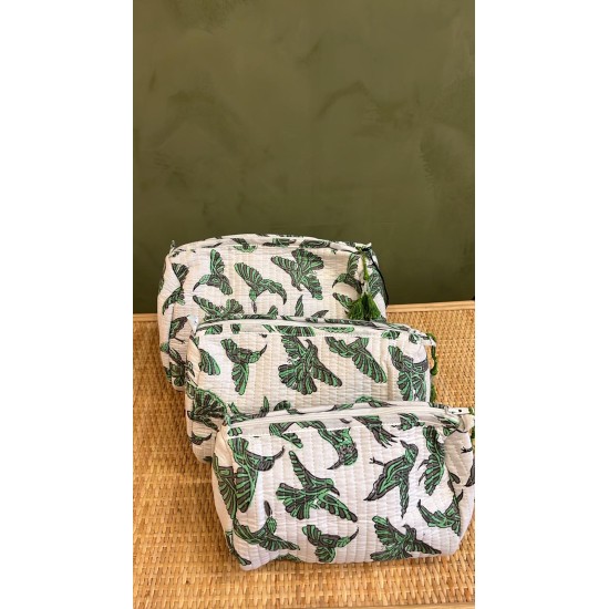 White,Green Falcons Toiletry Bags S/3 اكسسوارات